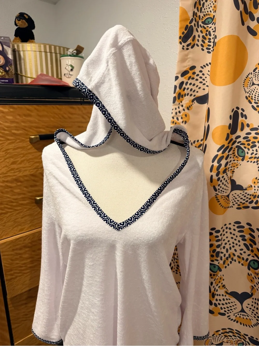 Helen Jon Tangier White V-Neck Swim Cover-Up Tunic with Blue Trim medium